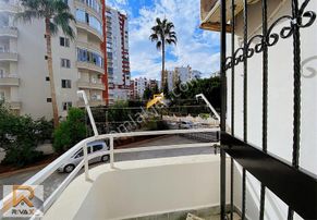 Rivax'tan Menderes Mah'de Merkezi Lokasyon Site İçi 3+1!