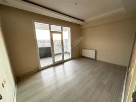 Acil!!!kayapınar Araştırma Hastanesi Civarı Wins Tovn Avm Yolunda 3+1 Boş Lüks Daire