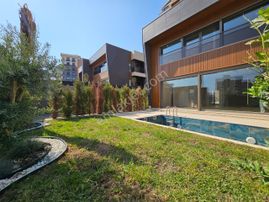Altıntaş'ta 4+1 Modern Ve Lüks Müstakil Villa