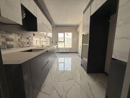 Sincan Mevlana Mah'de 3+1 Sıfır Lüks Yapılı Metroya Ve Hastaneye Yakın Daire