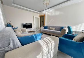 Weal World' Den 7 - 8 Yıllık Binada, Asansörlü, E.banyolu, Arakat Fırsat Daire ...