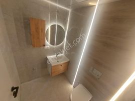 Varsak Demirelde 1+1 Ayrı Mutfaklı Yüksek Giriş Daire