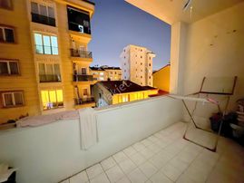 Mertcan'dan Caddeye 1dk 30m2 Arsalı 2 Balkonlu Kaçmaz Fiyata 3+1