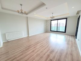 Arveden Korknt Mhde Uçar Life'da Bölgenin Parlayan Yıldızı 4+1