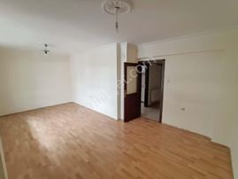 Mamak - Başak Mahallesinde Merkezi Konumlu 3+1 Ters Dubleks Kiralık Daire !!!