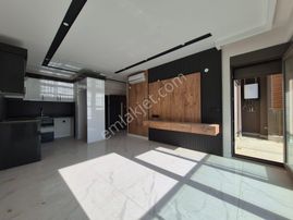 Aksu Altıntaş'ta Satılık 1+1 Sıfır, Havuzlu Daire