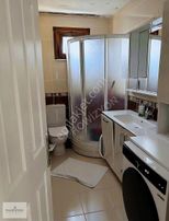 Kiralık Kayışdağında Geniş 3+1 *kullanışlı*ara Kat*açık Otopark