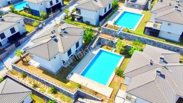 Havuzlu Site Sıfır Dublex