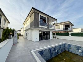 Didim Efeler Mahallesinde Satılık 4+1 Sıfır Villa