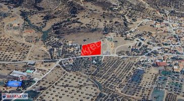 Bayındır Yakapınar'da 250 M2 Konut Yapılabilen Satılık Arsa