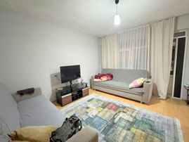 Mertcan'dan Topselvi Cad. 1dk 2 Dükkan + 3 Katlı Satılık Bina