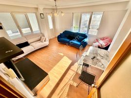 ꧁ay Emlaktan꧂akçay Merkezde Ön Cephe Full Eşyalı Denize Yakın Satılık 2+1 Masrafsız Daire