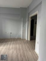 2+1 Cevatpaşa İnönü Caddesi Yanı Sahile Yakın