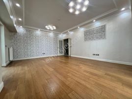 Kiptaş Venezia Mega Kiralık Boş 2 Banyolu Balkonlu Kapalı Mutfak 2+1 Daire