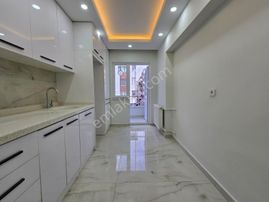 30 Ağustos Mah Satılık 3+1 Kilerli Full Yapılı Arakat Ön Cephe Daire