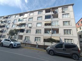 Körfez Mimarsinan Mahallesi Öğretmenler Sitesinde 2+1 Arakat