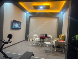 Keçiörende Kafkaslarda 55 M2 Acilsatılık Dükkan Yapılı