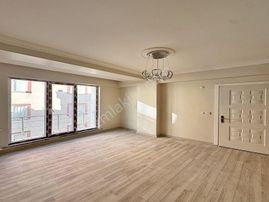 Cadde34 Yapı'dan Yıl Sonu Kaçmaz Fırsat Dairesi 2+1 Arakat Dekorlu Krediye Uygun Satılık Daire!!