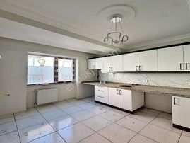 Cadde34 Yapı'dan Yıl Sonu Kaçmaz Fırsat Dairesi 2+1 Arakat Dekorlu Krediye Uygun Satılık Daire!!