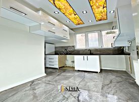 Metrobüse Yakın Giriş Kat Seviyesinde Yüksek Kredi İmkanı 2+1