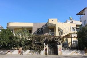 Ege Caddesinde Kiralık Bahçeli2+1 Giriş Kat Daire