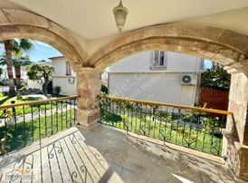 Vatandaşlığa Uygun Şahane Taş Villa!