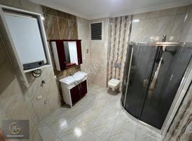 Güçlü Kardeşler Havuzlu Site İçerisinde 2+1 Ayrı Mutfak Daire