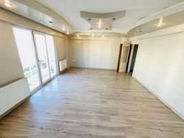 Edremit Kadıköy De 3+1 Çift Cam Balkon Doğalgazlı Satılık Daire