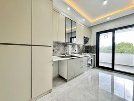 ꧁ay Emlaktan꧂akçay'da Denize Yakın Kazdağı Manzaralı Geniş Teraslı Satılık 2+1 Ultra Lüks Daire