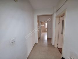 Sancaktepe Yunus Emre Mahallesi Kiralık 2+1 Daire