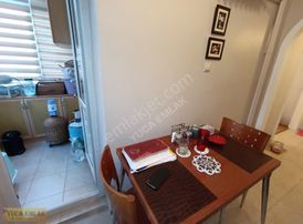 Yuca Emlaktan Kozyatağı Muhtarlığı Yanı Çok Temiz 3+1