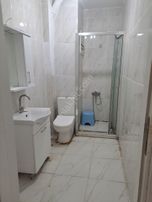 Sarıyer Büyükdere Mahallesinde Çarşı İçinde Kiralık 2+1