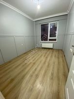 Çamlıca Mahallesi Tombakzade Cadde Üzerinde Acill Satılık 3+1 Daire