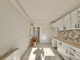 Home And Car'dan Ön Cephe Yeni Binada 3+1 Ayrı Mutfak Daire