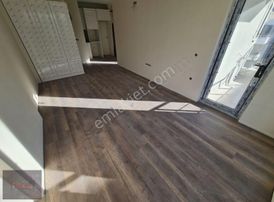 Emlak Kent 'ten Atakumun Merkezinde Satılık 1+1 Daire