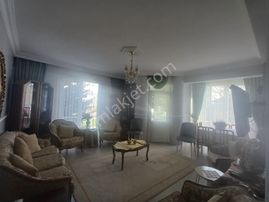 Site İçinde Bakımlı Aydınlıkm 3+1