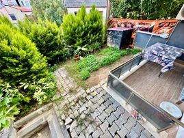 ꧁akçay Ay Emlaktan꧂güre'de Bahçe Kullanımlı Denize 300 Mt Geniş Bahçeli Satılık 2+1 Lüks Daire