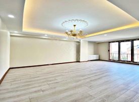 Beylikdüzü Yakuplu Mah Sıfır Metrobüse 5 Dk Komisyonsuz Krediye Uygun Geniş Satılık Daire