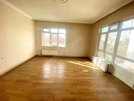 Uzman Emlak'dan Gülhane Ve Etlik Şehir Hastanesi Yakını Cadde Üzerinde Katta Bapımsız Yapılı 3+1