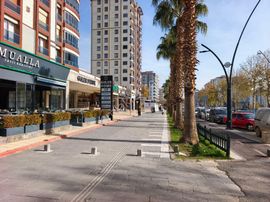 İsmail Yıldırım Emlak'tan Uzun Çarşıda Satılık İş Yeri Hissesi