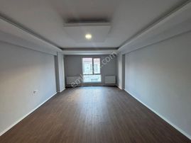 **eryıldız İnşaat'tan**kapaklı Belediyesi Yanı Çarşı İçinde Katmülkiyetli Sıfır 3+1