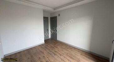 Yaşar Doğu Caddesi Üzerinde Havuzlu Doğalgazlı 2+1