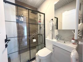 Yükselden Kadıköyde Çift Banyo Geniş Teraslı Manzaralı 2+1 Satılık Dubleks