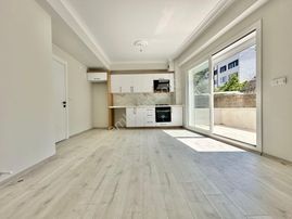 ꧁akçay Ay Emlaktan꧂körfezin İncisi Güre'de Bahçe Kullanımlı Müstakil Tadında Satılık 1+1 Lüks Daire