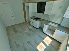 Uytundan Gürede Kapalı Mutfaklı Bahçeli 2+1 Satılık Lüks Daire