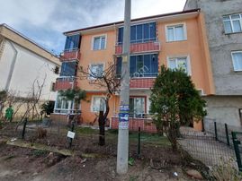Arakat 1+1 Eşya+kombi+cambalkonlu Denize Yakın Satılık Daire