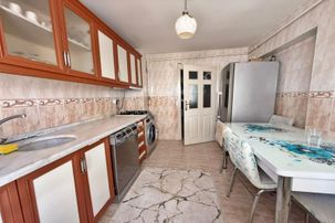 Bademlik Mahallesi'nde Cadde Üzeri 2+1 Daire!