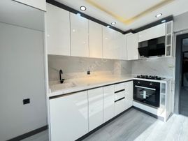 Engin Emlak'tan Lüks İç Dizayn'a Sahip Güney Cephe 3+1 Daire