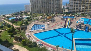Sahibinden Flamingo 8 & Aqua Park Tatil Sitesi
