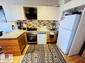 Denge Towers Sitesi 1+1 Eşyalı Daire Samandıra Osmangazi